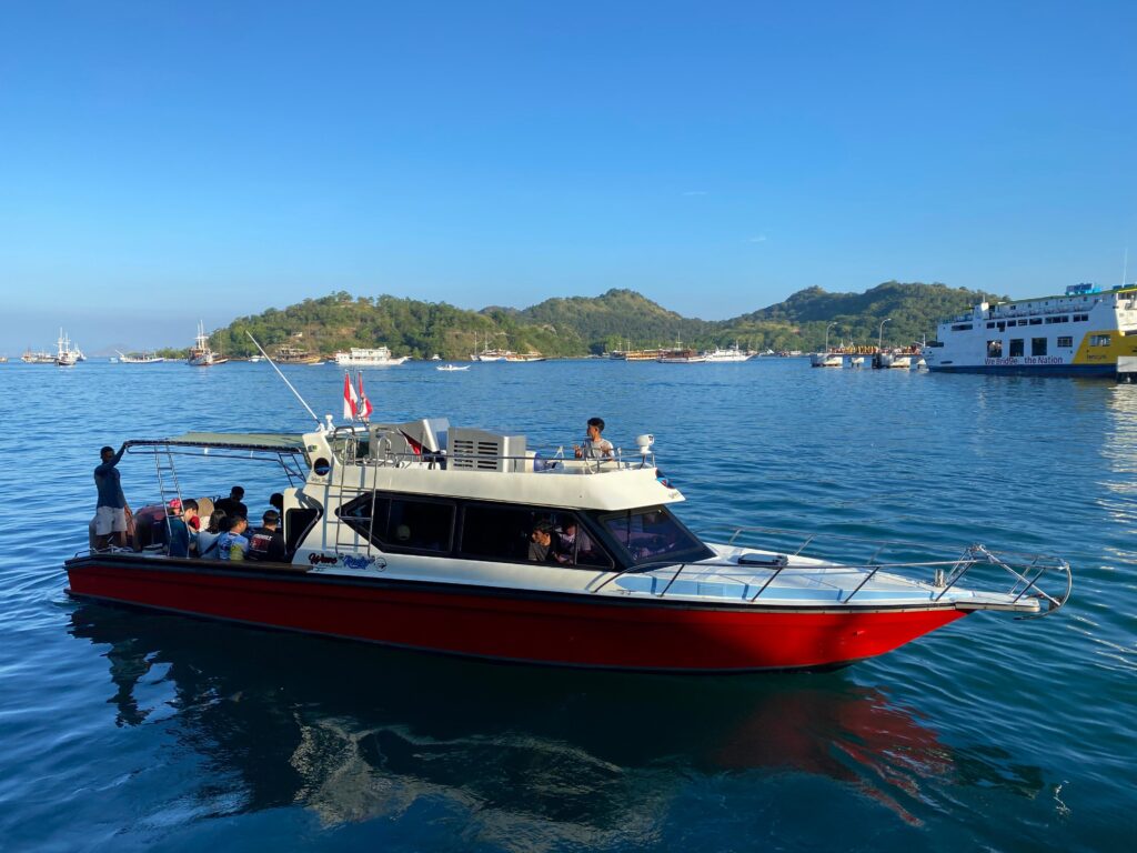 Speedboat for Komodo day tour
