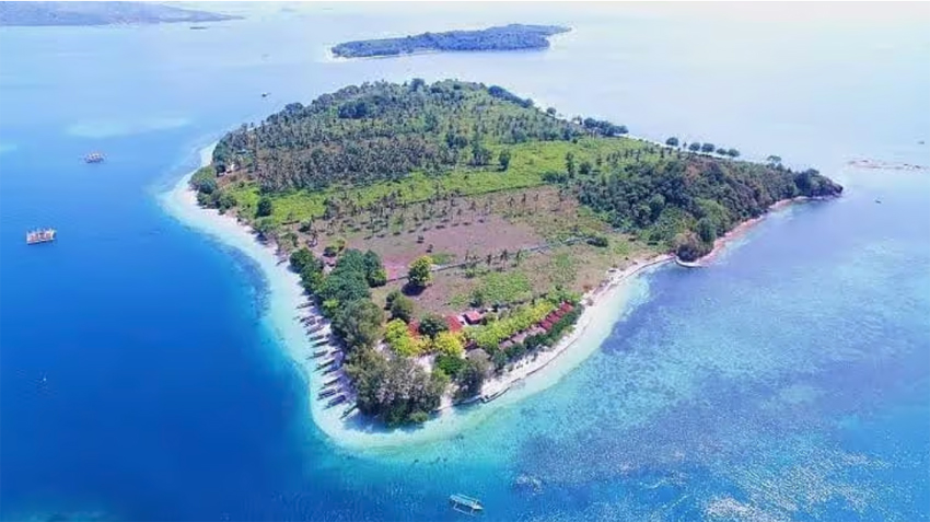 Gili Sudak Lombok Island - Snorkeling Tour Secret Island